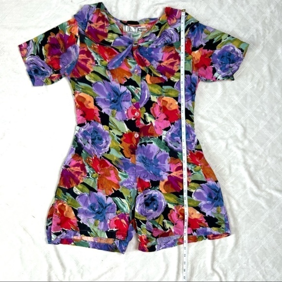 In Charge Vintage 90s Retro Colorful Floral Print Short Sleeve Romper Medium - Picture 14 of 16